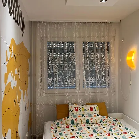 Happy Green Apartment *